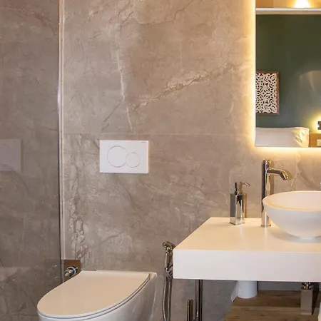 Couette-café Vista 4*