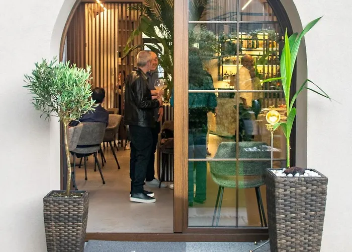 住宿加早餐酒店 Vista 4*